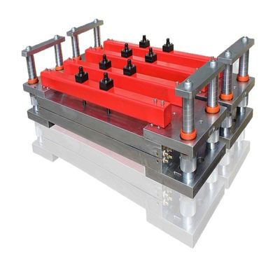 Molde de extrusión de placas espumantes de PVC/WPC para el tratamiento de la superficie de pulido con electroplataje
