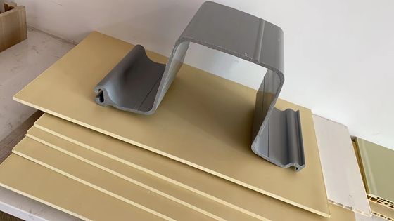 Material de molde 3Cr17 Pilas de chapa de PVC para el paisajismo de control de la erosión de larga duración