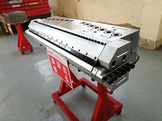 Múltiples de extrusión de HDPE PP de 850 mm para necesidades personalizadas