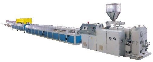 38CrMoALA Material de tornillo WPC PVC Línea de producción de maquinaria de extrusión de perfiles para paneles de pared