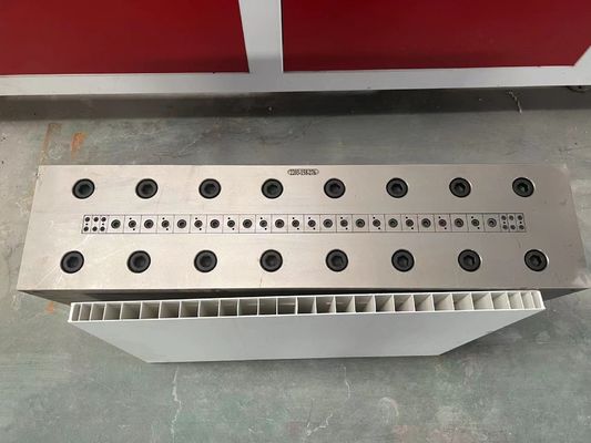 En el caso de los materiales de extrusión de plástico de PVC de plata, la matriz / calibrador / cabeza de moldeo con 1 cavidad de molde
