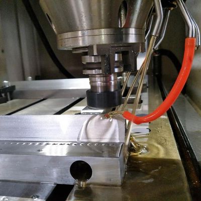 600mm PP de fundición de la matriz soplada con placa de espinillado Blanco de fundición de la máquina de tejido no tejido soplado