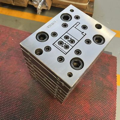 3Cr17 Moldes de perfiles de ventanas de extrusión de PVC para máquinas de fabricación de puertas y ventanas de UPVC