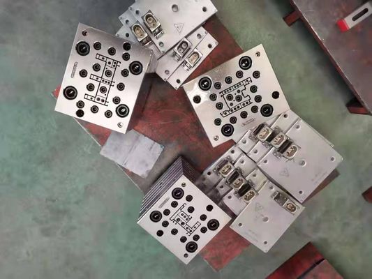 Perfil de marco de ventana de PVC Extrusión de moldes herramientas EKO para una alta productividad y eficiencia