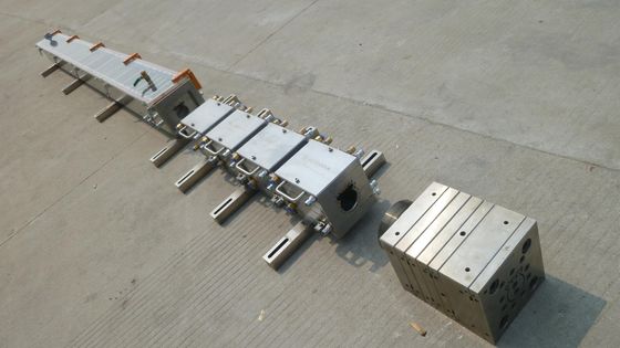 Molde de extrusión de productos de revestimiento de WPC con material de molde EKO y 3Cr17