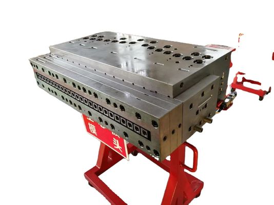 Máquina de extrusión de paneles de puertas UPVC/WPC para obras de construcción