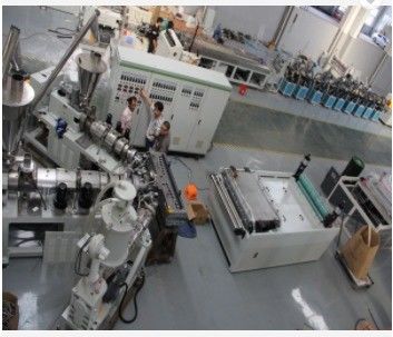 Línea de producción de tejas de PVC de diseño de doble tornillo con diámetro de tornillo de 80/156 mm