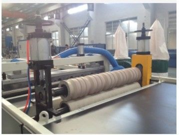 Máquina de extrusión de láminas de techo acristaladas de PVC de doble tornillo cónico con ABB Inverte