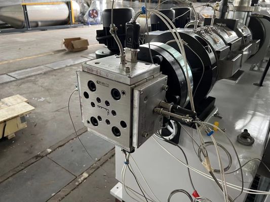 Molde de extrusión de plástico de perfil de marco de UPVC personalizado para la producción de productos domésticos