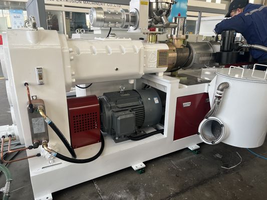Línea de extrusión de coextrusión de PE La opción definitiva para la producción de materiales plásticos de madera