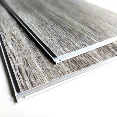Línea de extrusión de suelo de SPC con modo de moldeo y molde de extrusión 3CR17