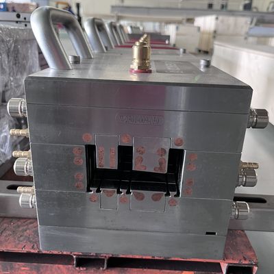Perfiles de truncado de cables eléctricos de plástico de PVC Molde de extrusión para productos domésticos