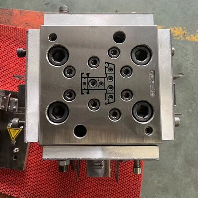 Material del producto Moldeado de puertas UPVC Extrusión Moldeado de perfiles de PVC con un costo asequible