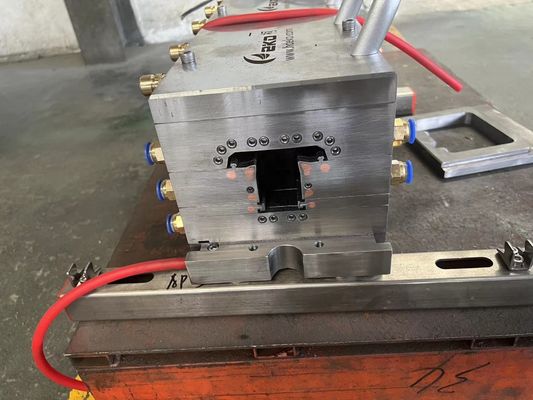 Múltiple de extrusión de perfil de ventana de PVC para perfiles de plástico de puertas y ventanas
