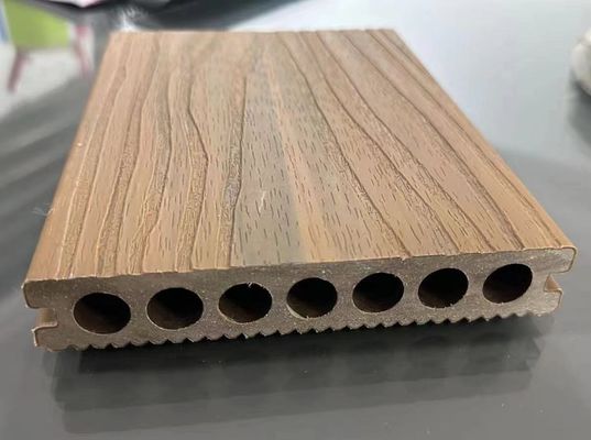 Molde de extrusión de plástico PE WOOD con diseño profesional y soporte postventa