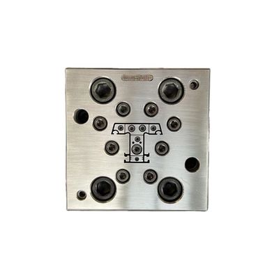 1 Cavidad de la cabeza de la matriz de producto doméstico Molde para la máquina de extrusión de perfiles de ventanas y puertas de PVC