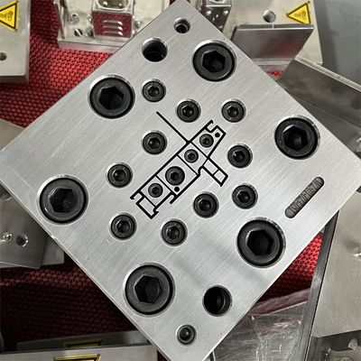 Modelo de herramienta de extrusión de moldes de perfil de ventana UPVC de la serie 60 para tamaño personalizado