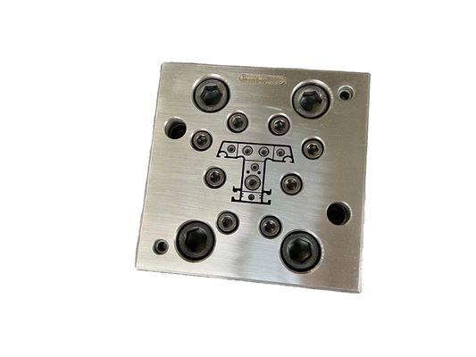 3CR17 Material de moldeado extrusión de perfiles de plata en PVC para accesorios de ventanas y puertas
