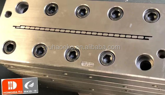 Plata de Filipinas laminada De PVC Para Paredes 2X4 Panel de techo Techo De Raso Pvc Cielo molde de plástico