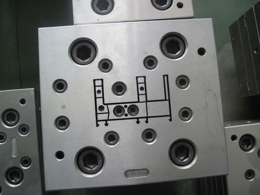 Modo de moldeo Molde de extrusión de PVC para ventanas y puertas