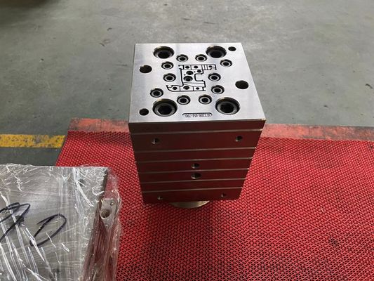 Molde de extrusión de perfiles plásticos para ventanas y puertas de plata UPVC PVC personalizado
