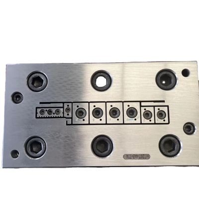 Molde de extrusión de perfiles de PVC de tamaño de cliente para perfiles de ventanas y puertas