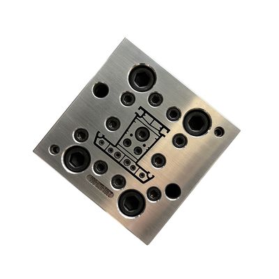 Extrusión de piezas de perfiles de PVC personalizadas para el moldeo de ventanas y puertas