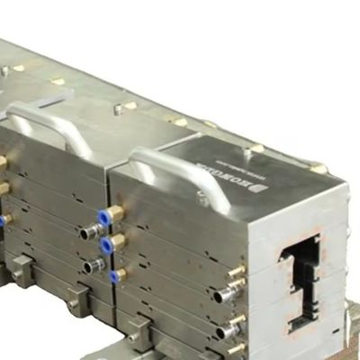 Herramientas de moldes a presión de extrusión de PVC diseñadas para AutoCAD para un rendimiento garantizado