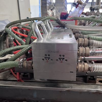 Molde de extrusión de plata para la producción de puertas de ventanas de acero de plástico Molde de perfil de UPVC