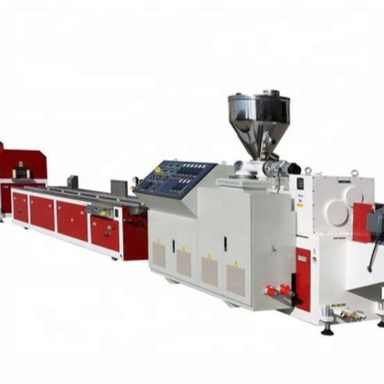 Proyecto llave en mano de PP Máquina de extrusión de perfiles de cubierta WPC con solución de residuos de madera