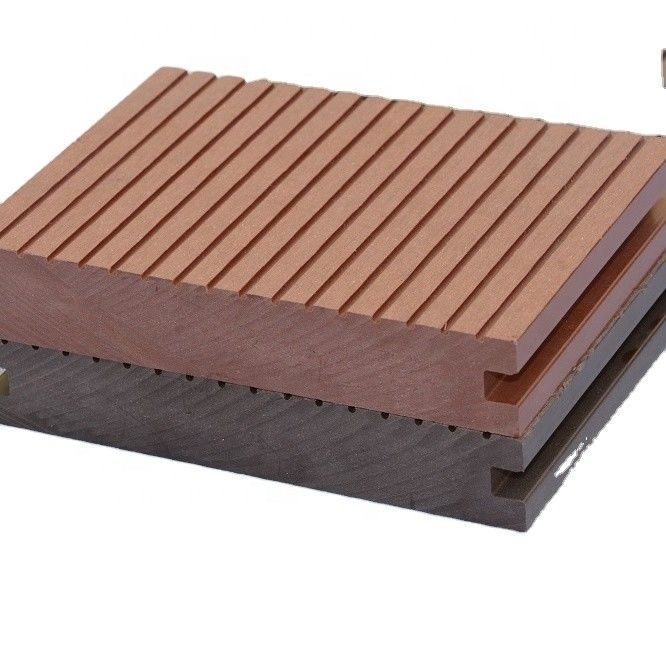 3CR17 Máquina de producción de cubiertas de material de molde WPC para paneles exteriores de suelo y pared